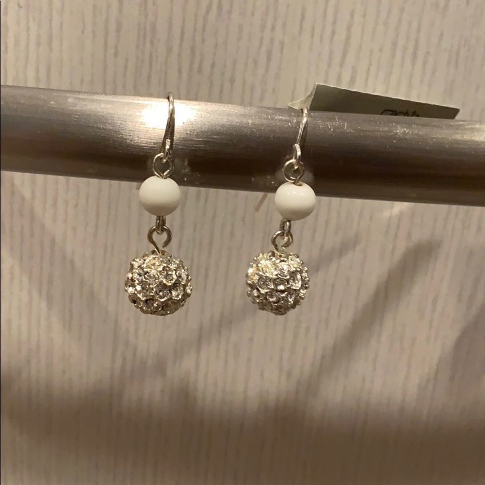 Cache Drop earring 